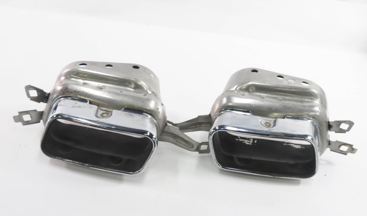 Thumbnail 2: 2012 BMW 750i (F01) EXHAUST TIP SET-2