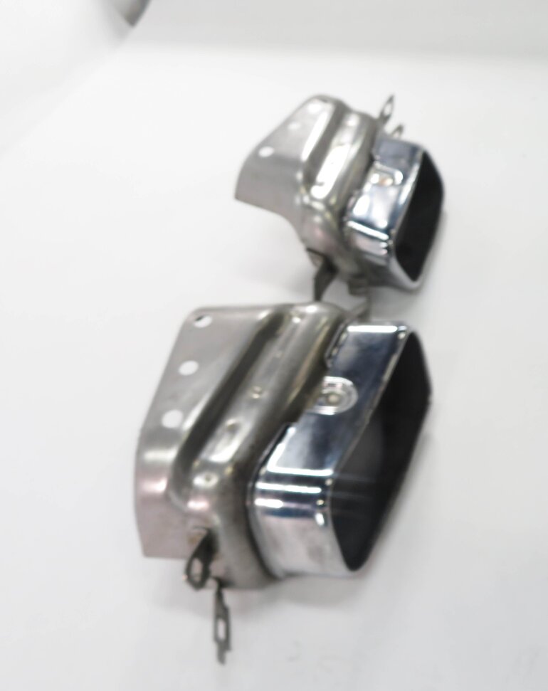 Thumbnail 4: 2012 BMW 750i (F01) EXHAUST TIP SET-2