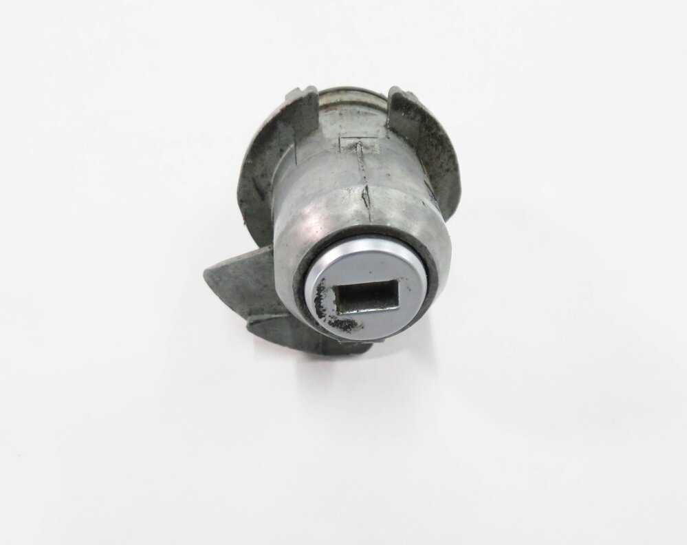 Thumbnail 7: 2012 BMW 750i (F01) LEFT FRONT DRIVER DOOR HANDLE LOCK CYLINDER w/ KEY