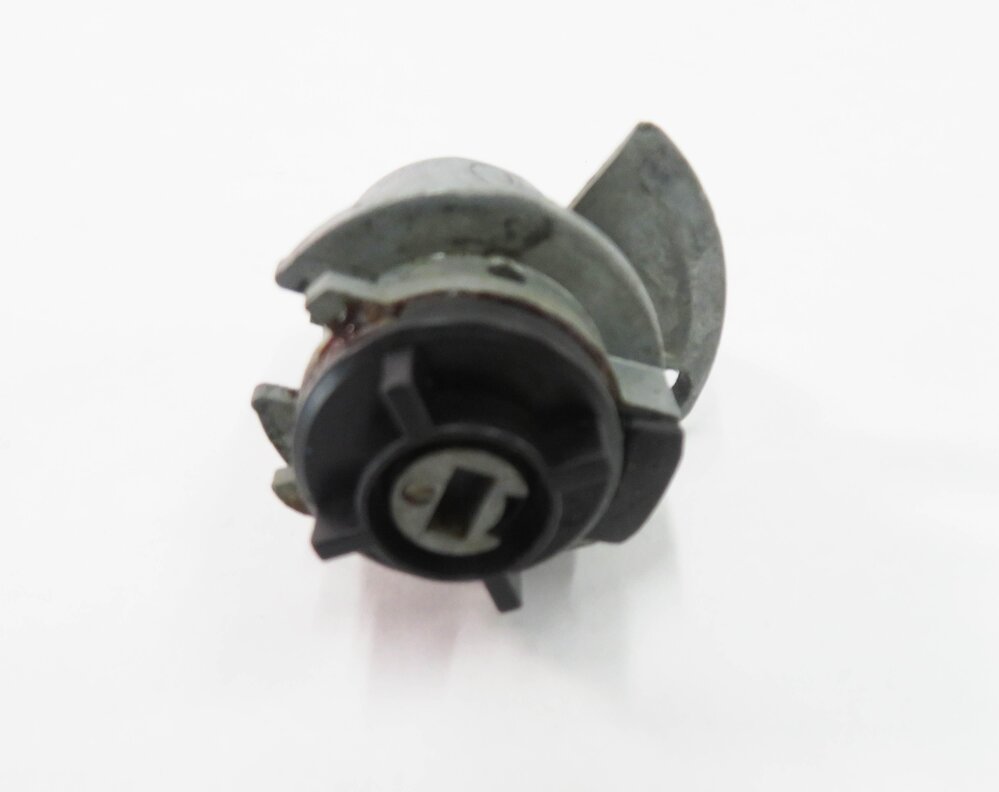 Thumbnail 8: 2012 BMW 750i (F01) LEFT FRONT DRIVER DOOR HANDLE LOCK CYLINDER w/ KEY