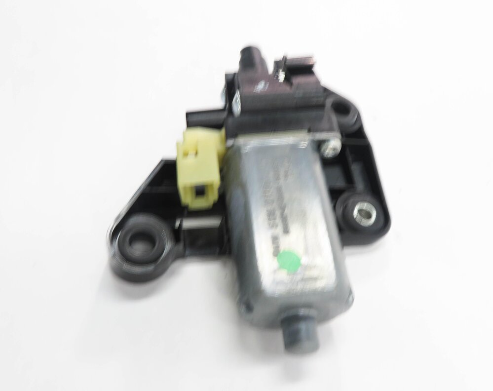 Thumbnail 3: 2012 BMW 750i (F01) RIGHT REAR DOOR WINDOW SHADE MOTOR