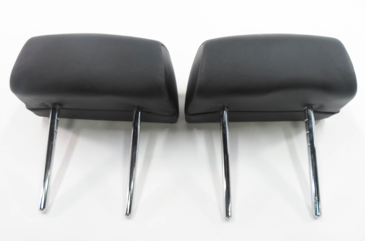 Thumbnail 7: 2008 BMW X5 (E70) REAR SEAT - LEFT & RIGHT BLACK LEATHER HEADREST SET-2
