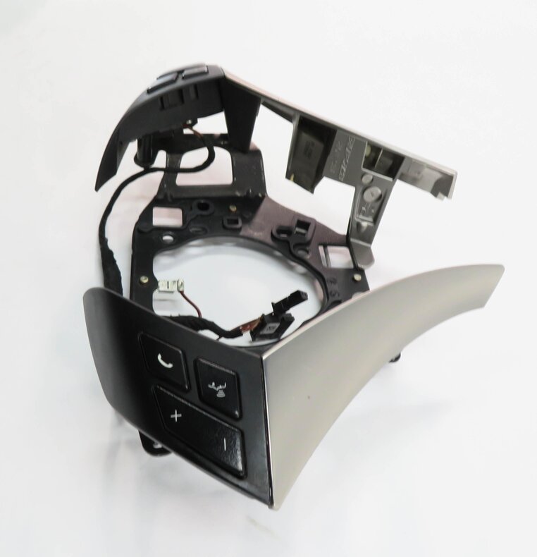 Thumbnail 4: 2006 BMW 550i (E60) STEERING SWITCH BUTTON SET w/ TRIM