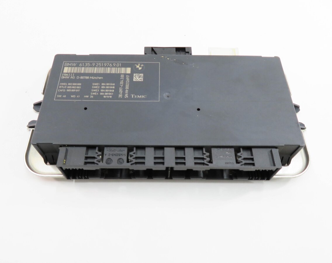 Thumbnail 2: 2010-2017 BMW 528i 535i 550i 650i 750i M5 X3 - FRMIII BODY LIGHT CONTROL MODULE