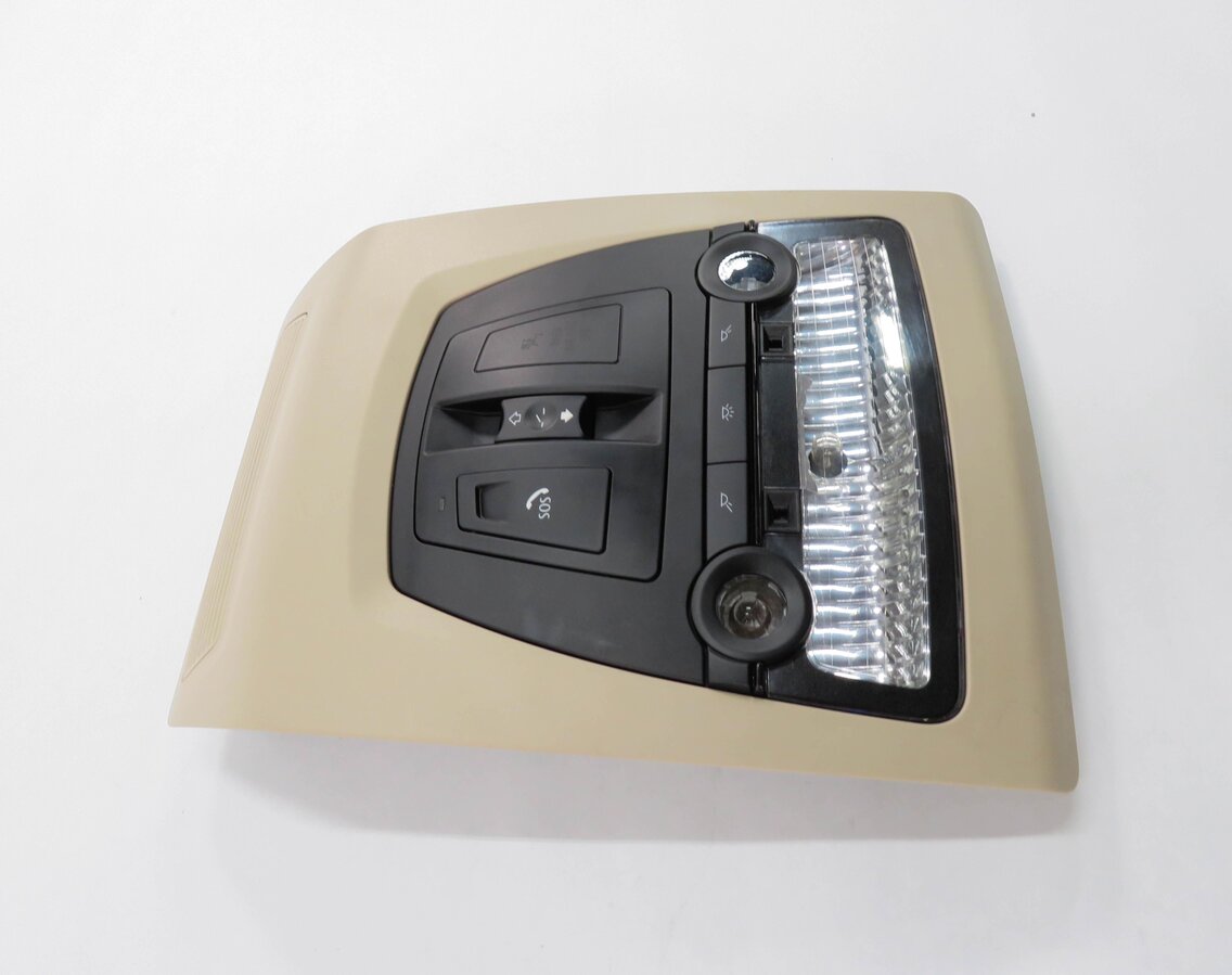 Thumbnail 3: 2011 BMW 535i (F10) FRONT DOME LIGHT MAP READING COURTESY LIGHT LAMP (BEIGE)