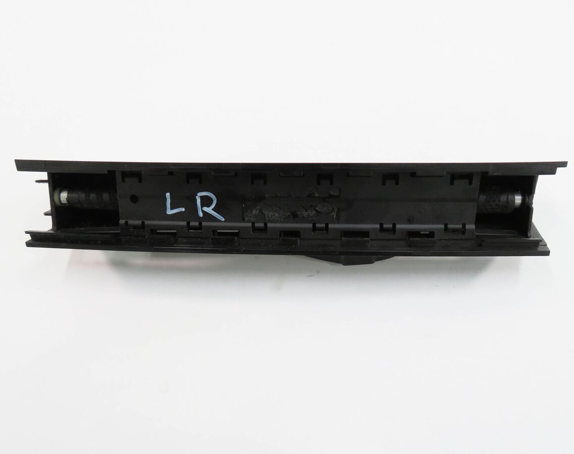 Thumbnail 6: 11-16 BMW 528i 535i 550i (F10) LEFT REAR DOOR QUARTER VENT WINDOW PRIVACY SHADE