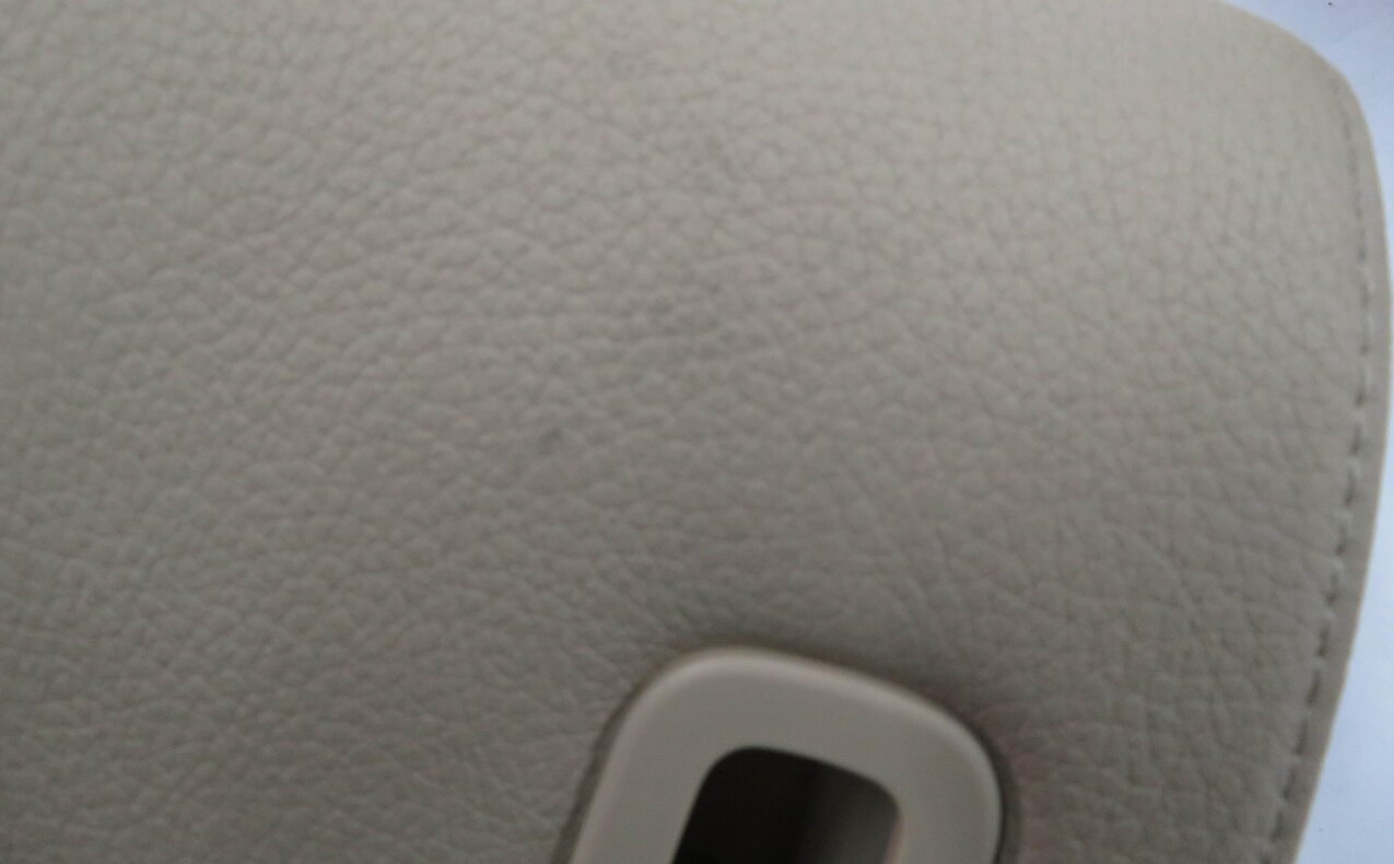 Thumbnail 10: 2011 BMW 535i (F10) REAR SEAT HEADREST SET-3 (VENETO BEIGE LEATHER LCDF)