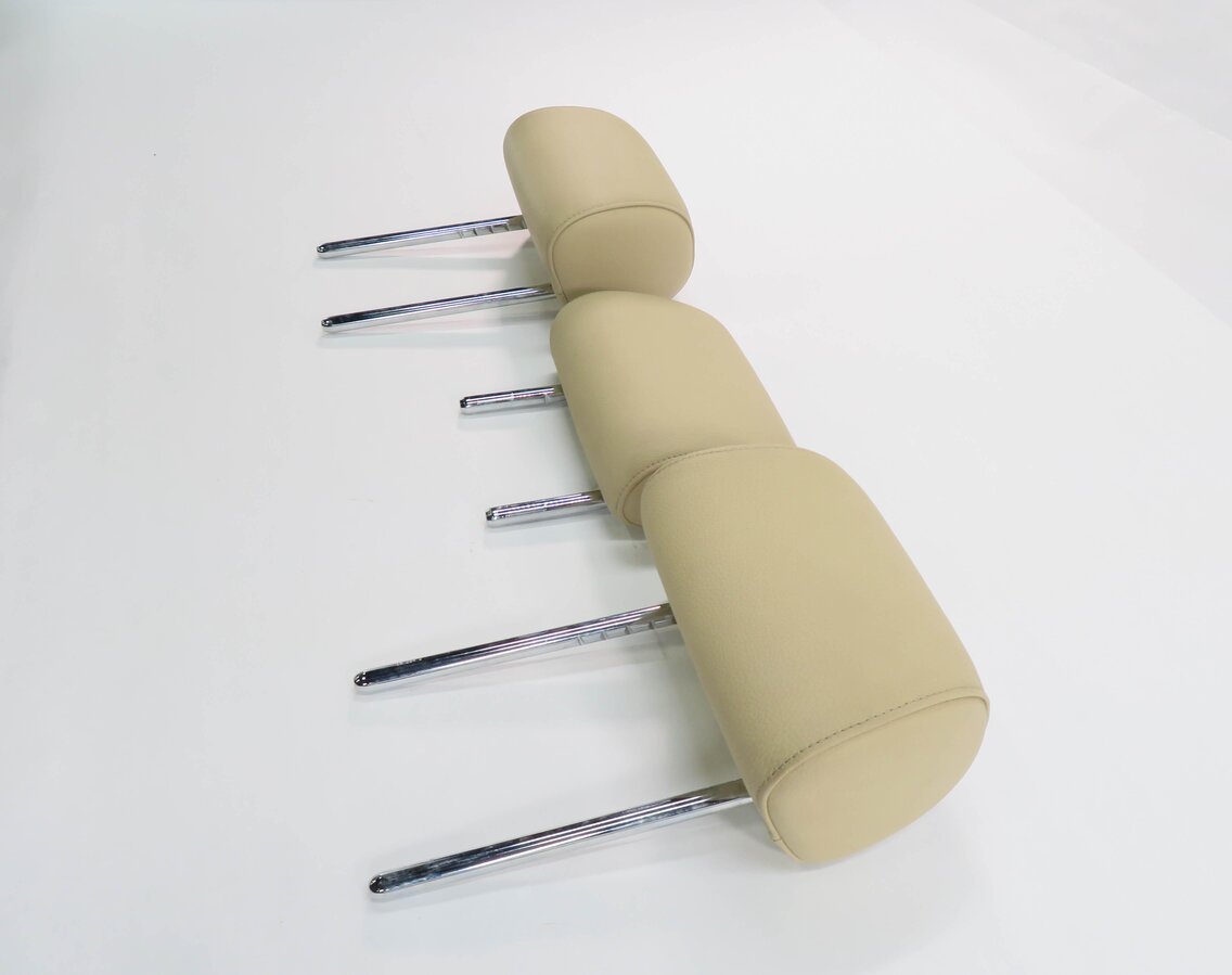 Thumbnail 3: 2011 BMW 535i (F10) REAR SEAT HEADREST SET-3 (VENETO BEIGE LEATHER LCDF)