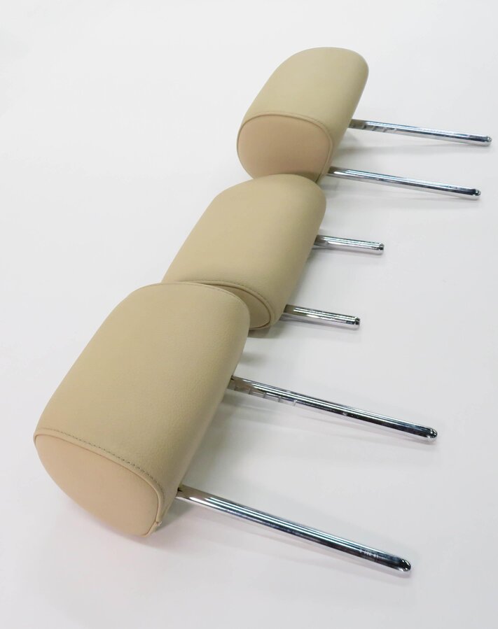 Thumbnail 4: 2011 BMW 535i (F10) REAR SEAT HEADREST SET-3 (VENETO BEIGE LEATHER LCDF)