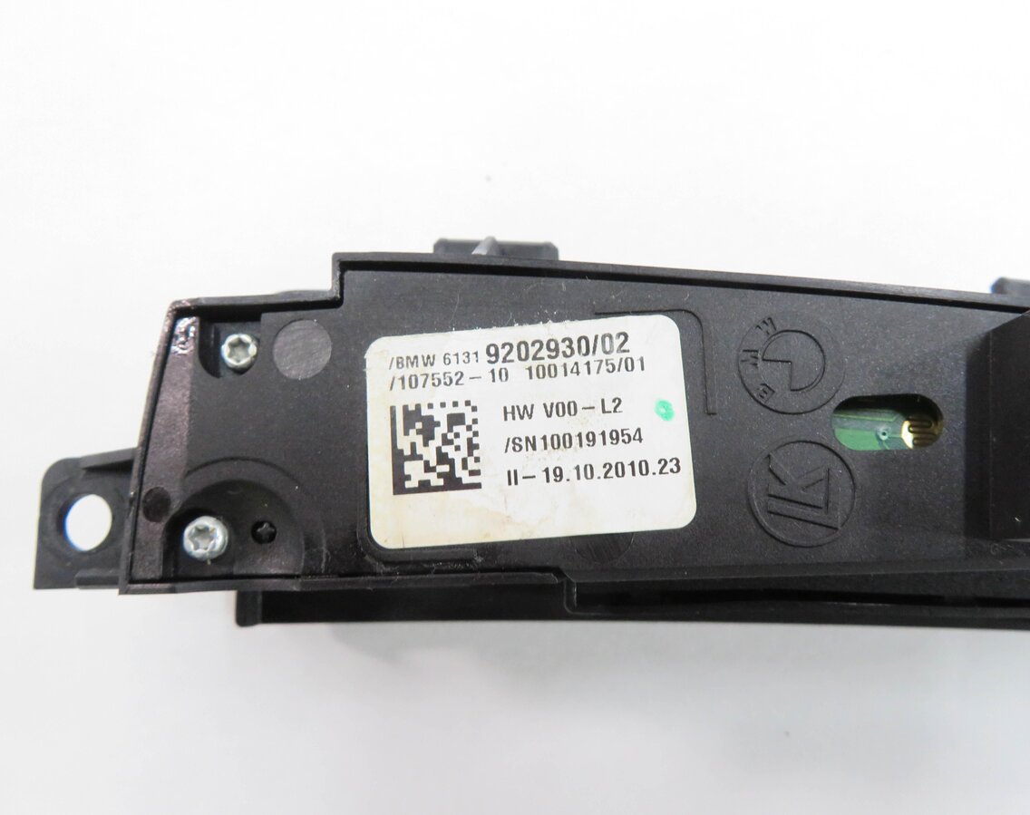 Thumbnail 7: 2011 BMW 535i (F10) TRACTION CONTROL HILL DESCENT PDC SWITCH BUTTON PANEL