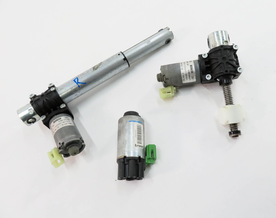 2011 BMW 535i (F10) RIGHT FRONT PASSENGER POWER SEAT ADJUSTMENT MOTOR SET-3