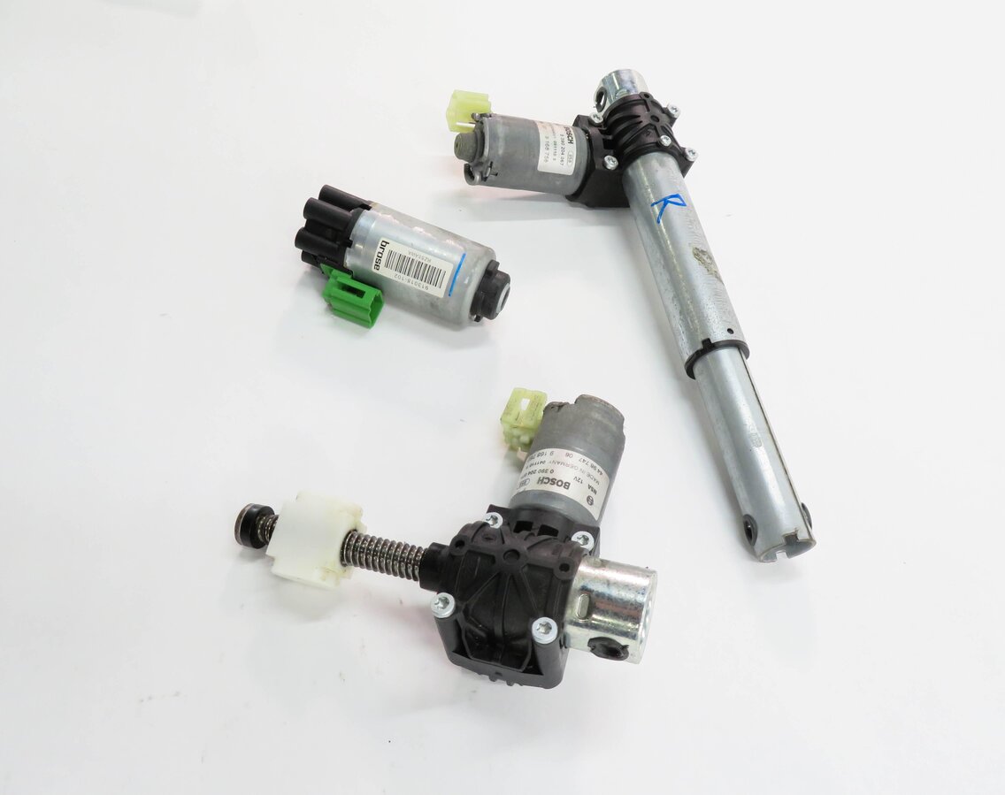 Thumbnail 3: 2011 BMW 535i (F10) RIGHT FRONT PASSENGER POWER SEAT ADJUSTMENT MOTOR SET-3