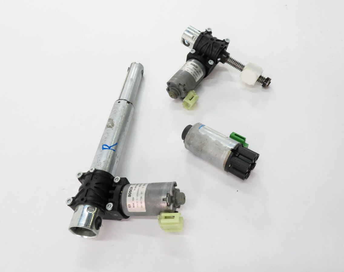 Thumbnail 4: 2011 BMW 535i (F10) RIGHT FRONT PASSENGER POWER SEAT ADJUSTMENT MOTOR SET-3