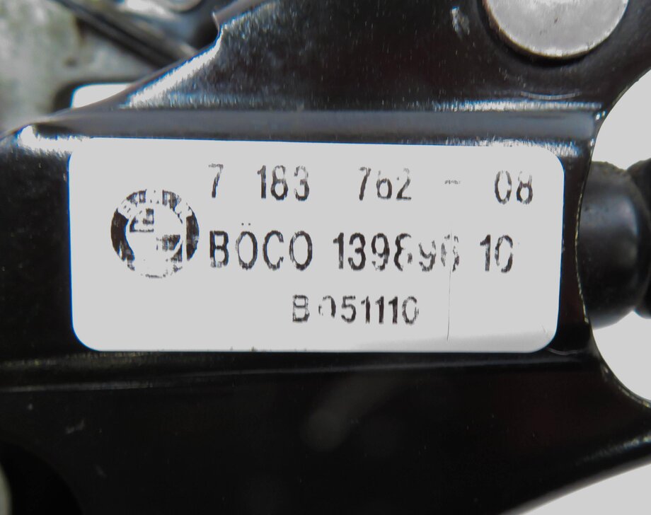 Thumbnail 10: 2011 BMW 535i (F10) FRONT LEFT & RIGHT LOWER HOOD LOCK LATCH SET-2 w/ CABLE