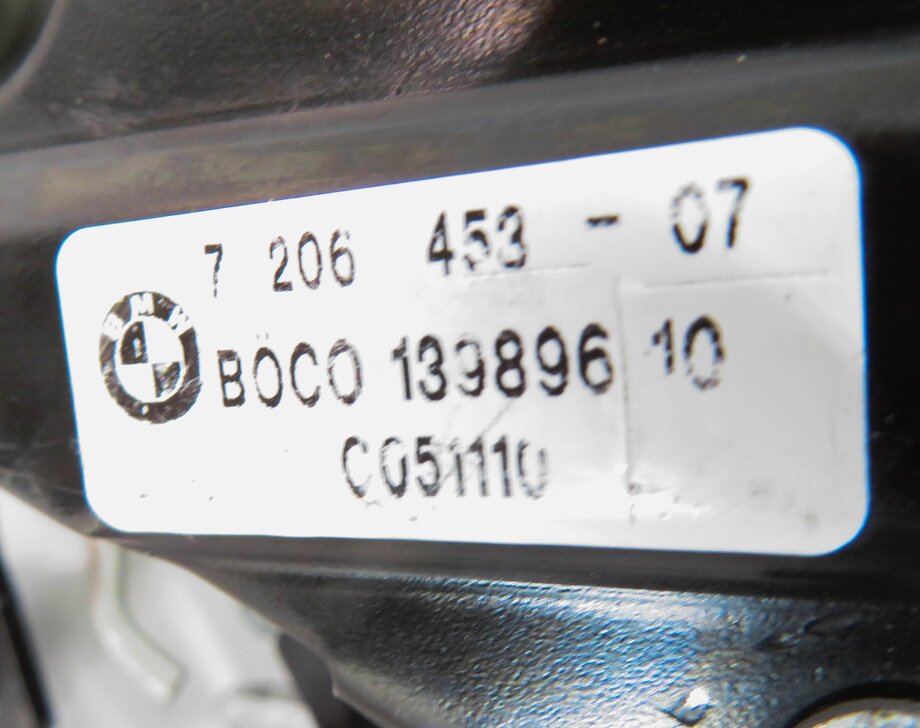 Thumbnail 9: 2011 BMW 535i (F10) FRONT LEFT & RIGHT LOWER HOOD LOCK LATCH SET-2 w/ CABLE