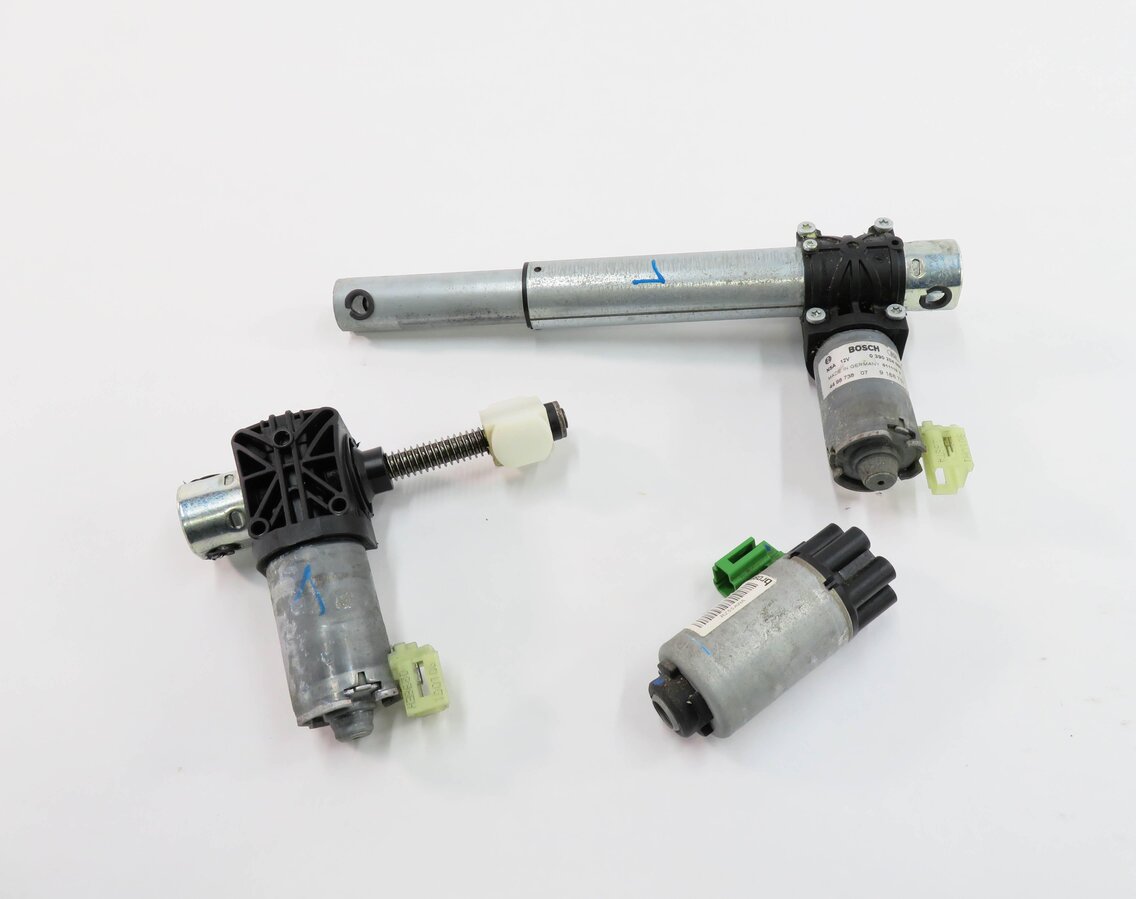 Thumbnail 2: 2011 BMW 535i (F10) LEFT FRONT DRIVER POWER SEAT ADJUSTMENT MOTOR SET-3