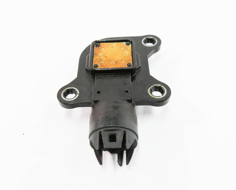 Thumbnail 2: 2006 BMW 325i (E90) 3.0L N52 ENGINE - ECCENTRIC CAM CAMSHAFT POSITION SENSOR