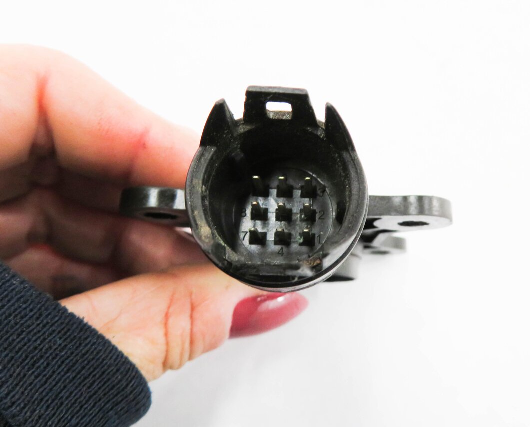 Thumbnail 7: 2006 BMW 325i (E90) 3.0L N52 ENGINE - ECCENTRIC CAM CAMSHAFT POSITION SENSOR