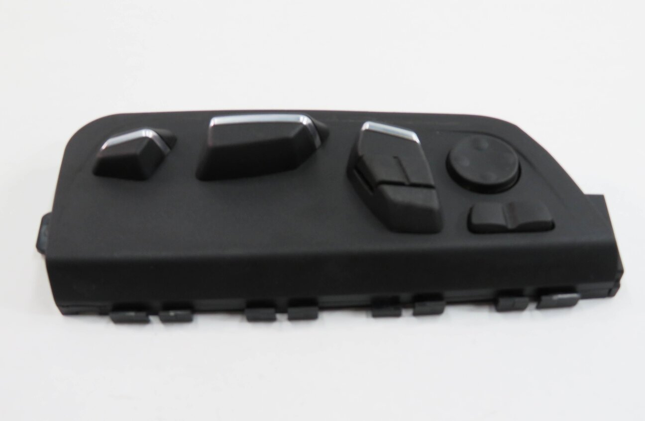 Thumbnail 4: 2013 BMW 740i (F01) RIGHT FRONT PASSENGER SEAT ADJUSTMENT SWITCH BUTTON
