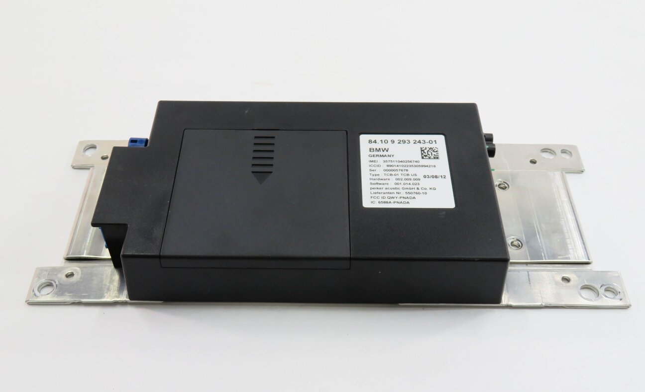 Thumbnail 2: 2013 BMW 740i (F01) BLUETOOTH TELEMATICS COMMUNICATION CONTROL MODULE