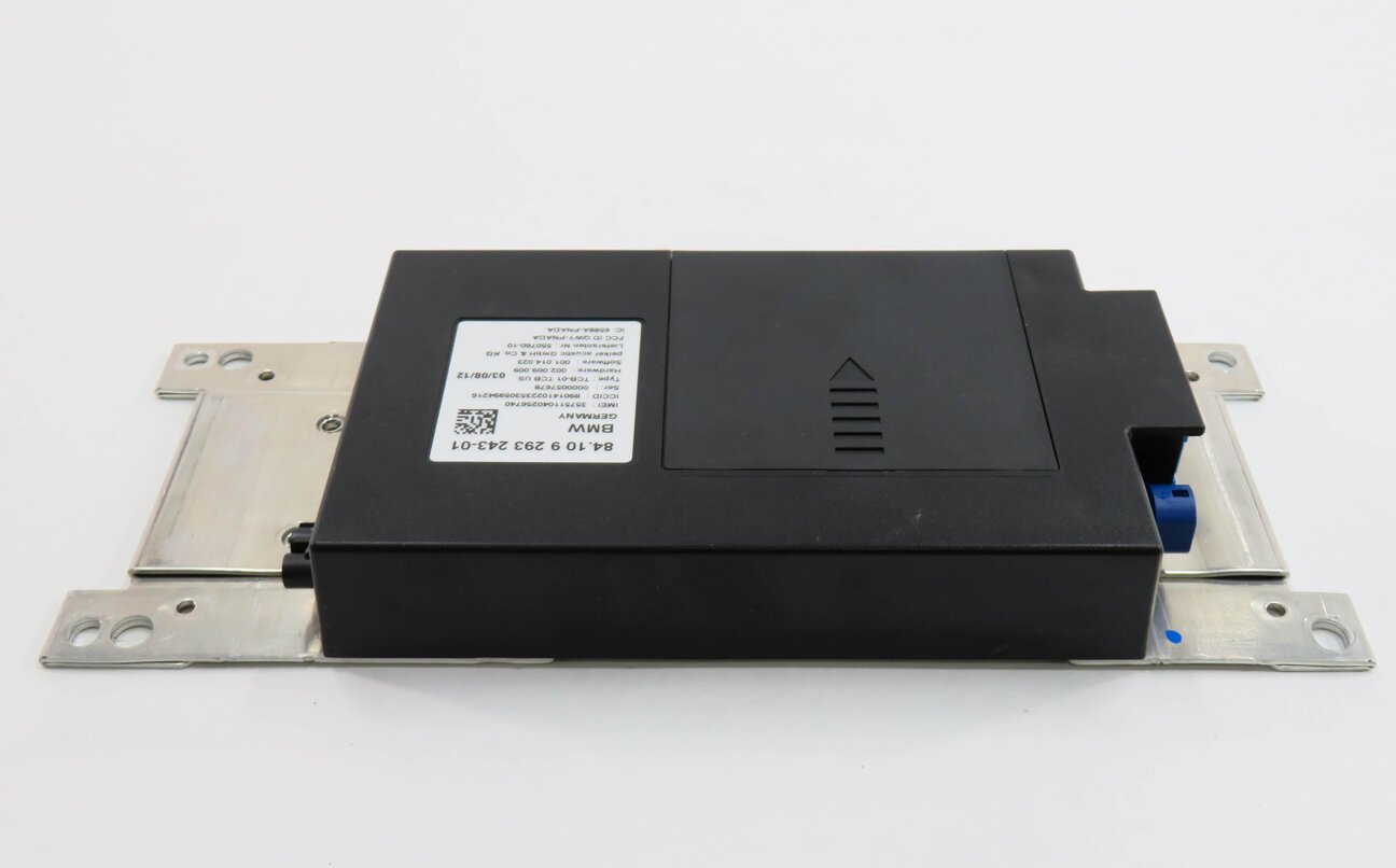 Thumbnail 4: 2013 BMW 740i (F01) BLUETOOTH TELEMATICS COMMUNICATION CONTROL MODULE