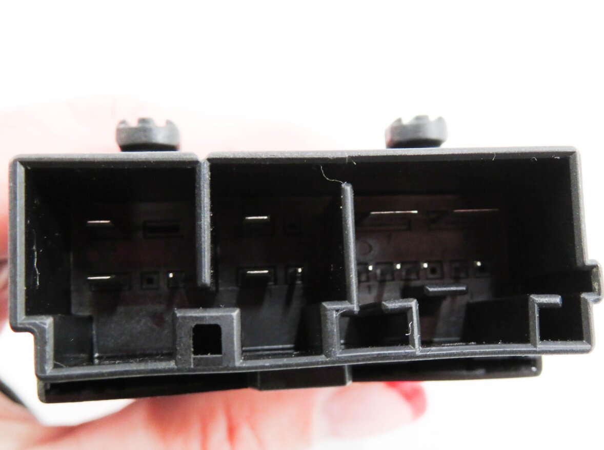 Thumbnail 6: 10-19 BMW 328i 330i 335i 530i 535i 550i 740i 750i 760i - REAR HEATED SEAT MODULE