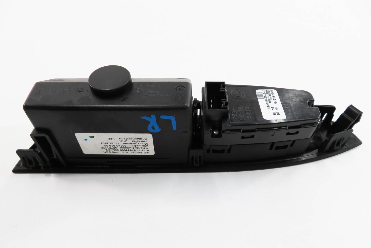 Thumbnail 7: 2013 BMW 740i (F01) LEFT REAR DOOR SUNSHADE WINDOW SWITCH w/ TRIM (BLACK)