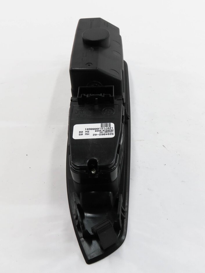 Thumbnail 8: 2013 BMW 740i (F01) LEFT REAR DOOR SUNSHADE WINDOW SWITCH w/ TRIM (BLACK)