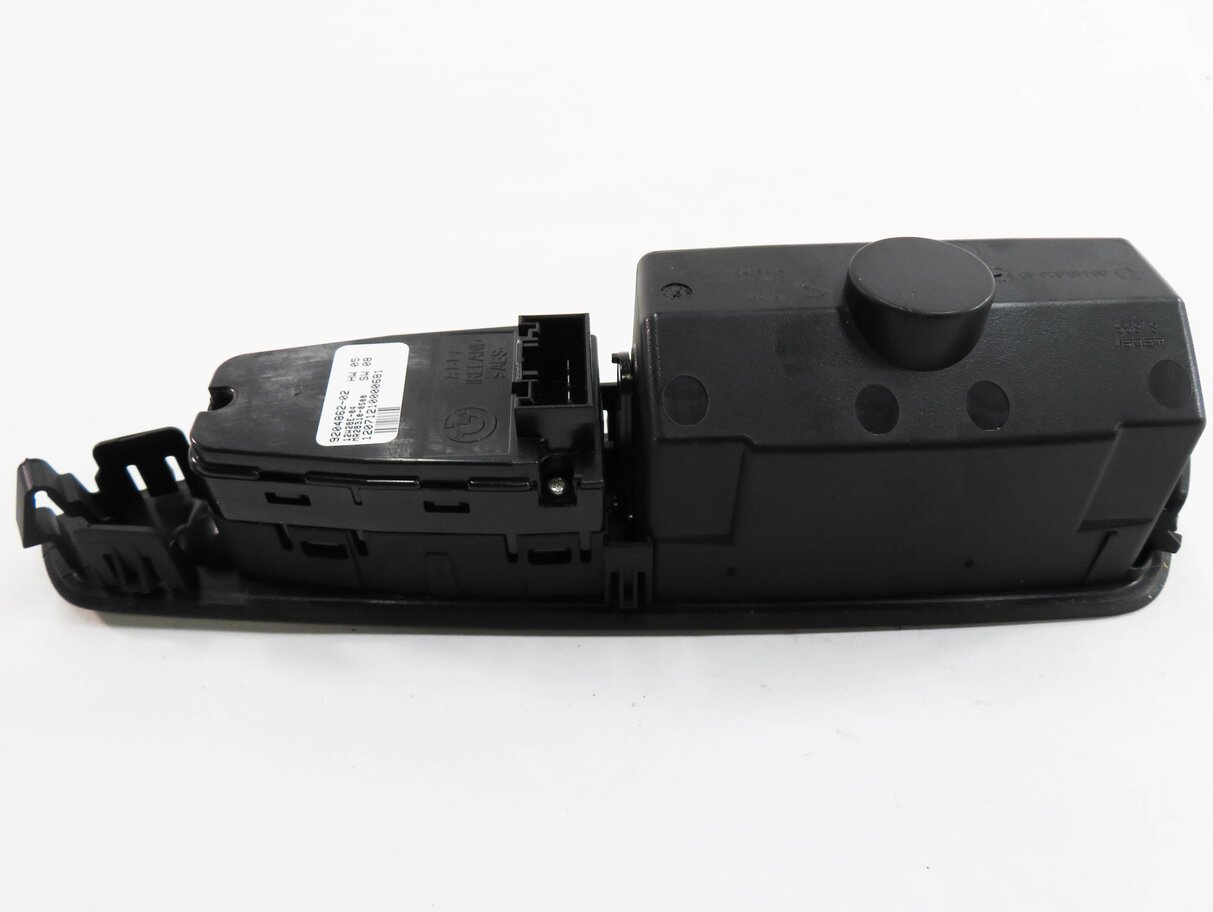 Thumbnail 9: 2013 BMW 740i (F01) LEFT REAR DOOR SUNSHADE WINDOW SWITCH w/ TRIM (BLACK)