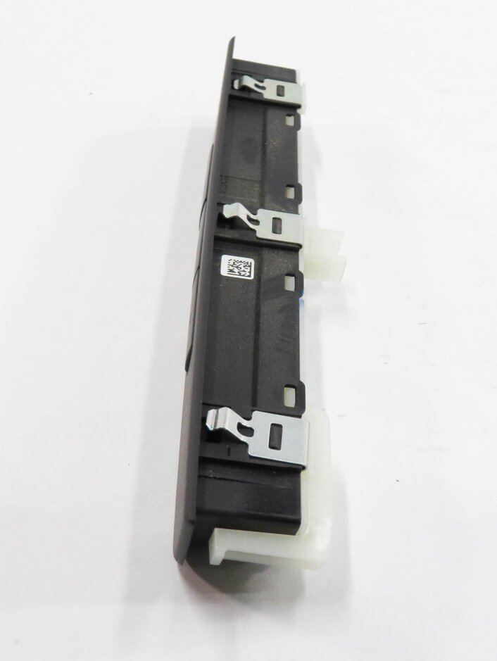 Thumbnail 3: 2013 BMW 740i (F01) RIGHT FRONT PASSENGER MEMORY SEAT POSITION SWITCH BUTTON
