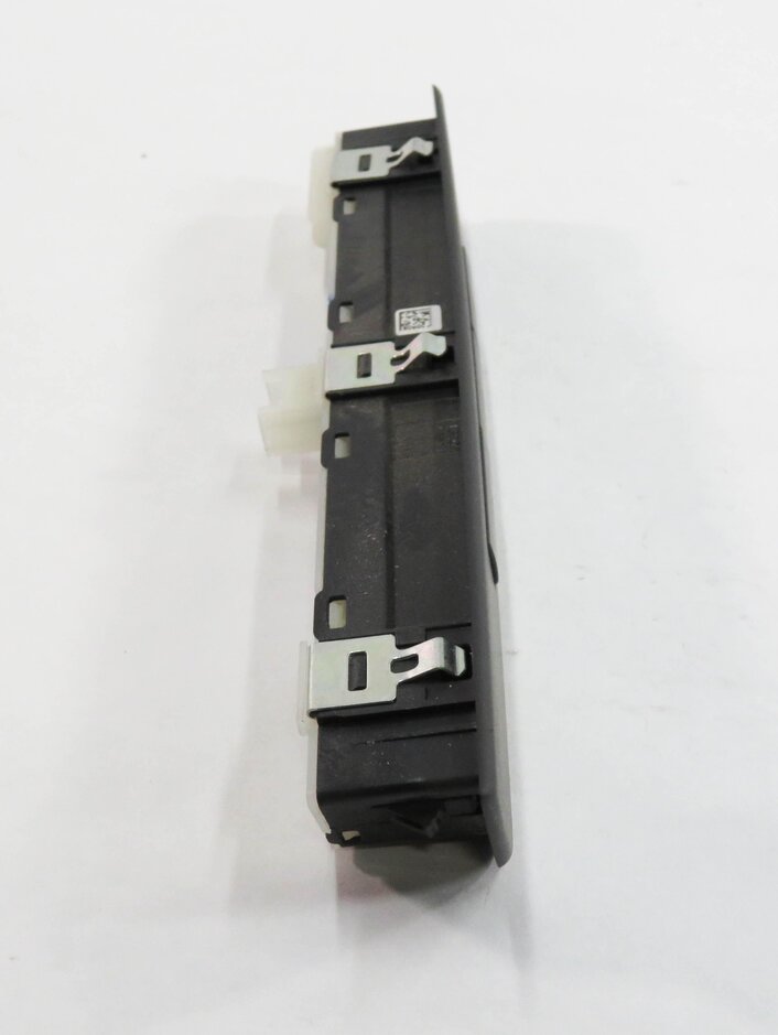 Thumbnail 5: 2013 BMW 740i (F01) RIGHT FRONT PASSENGER MEMORY SEAT POSITION SWITCH BUTTON