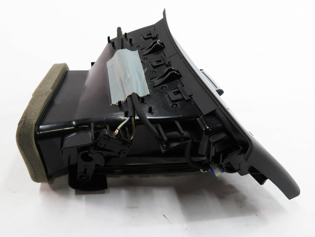 Thumbnail 5: 2013 BMW 740i (F01) LEFT FRONT DRIVER DASH HEATER A/C AIR VENT