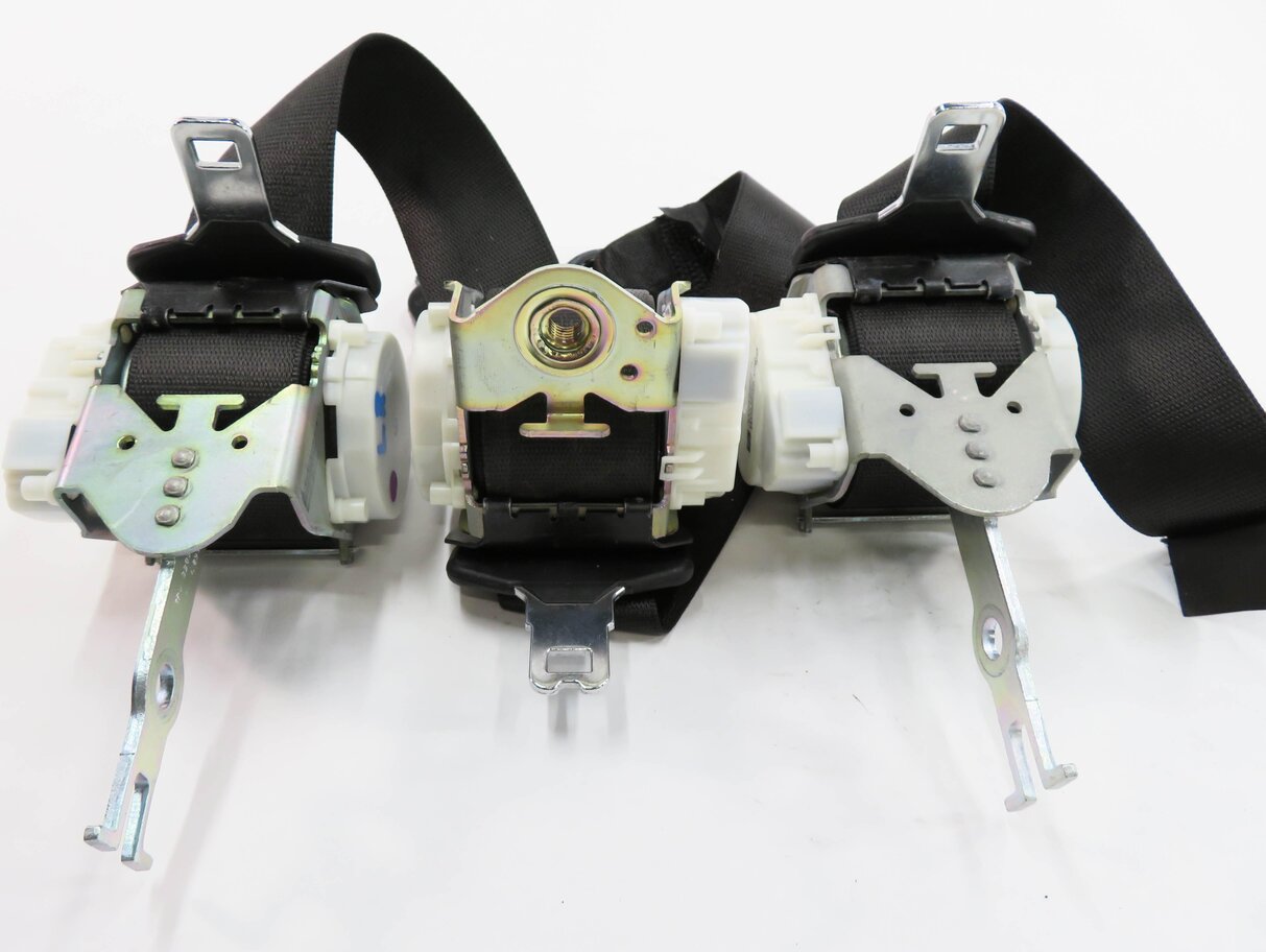 Thumbnail 4: 2013 BMW 740i (F01) REAR SEAT - SEATBELT RETRACTOR SET-3 (BLACK)