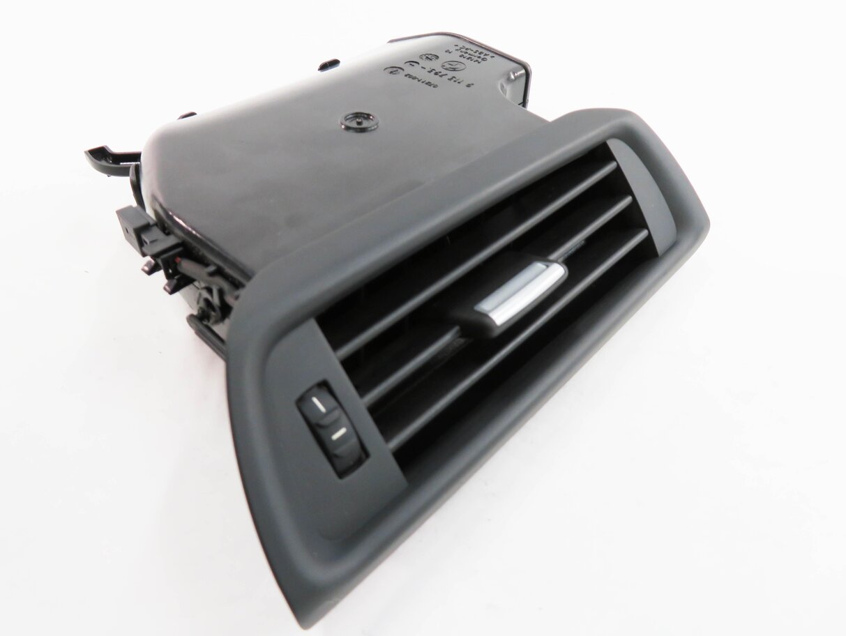 2013 BMW 740i (F01) LEFT REAR PILLAR HEATER A/C AIR VENT (BLACK)