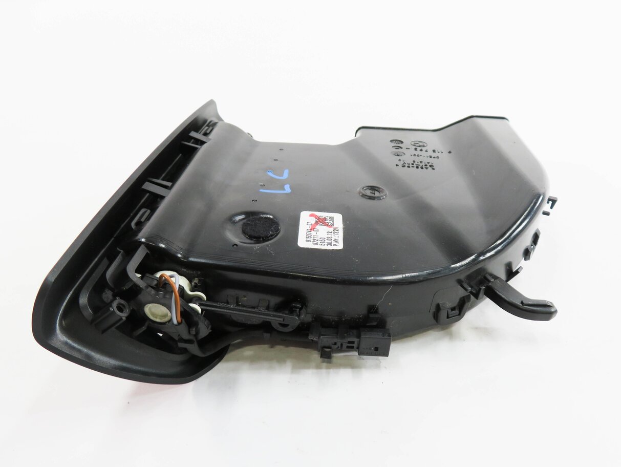 Thumbnail 9: 2013 BMW 740i (F01) LEFT REAR PILLAR HEATER A/C AIR VENT (BLACK)