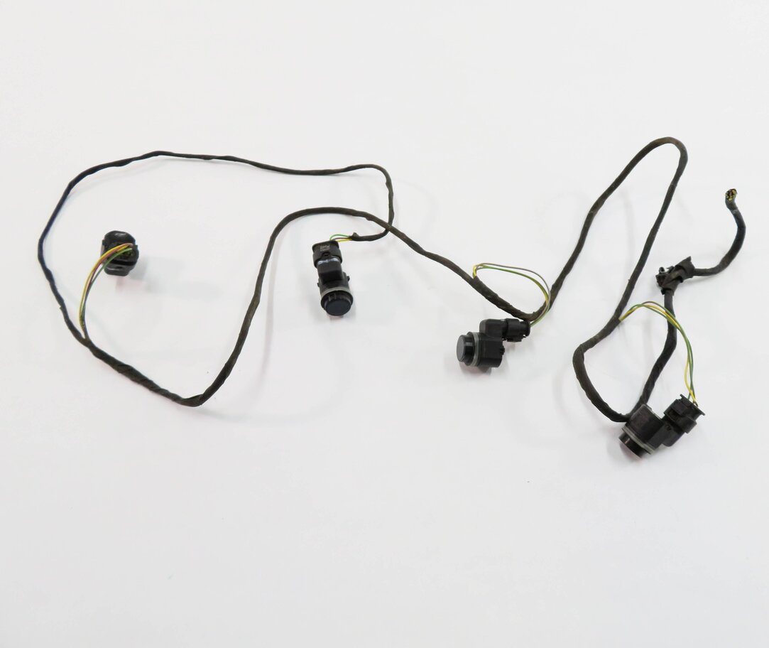 Thumbnail 2: 2013 BMW 740i (F01) REAR PDC PARK DISTANCE SENSOR SET w/ HARNESS (MIDNIGHT BLUE)