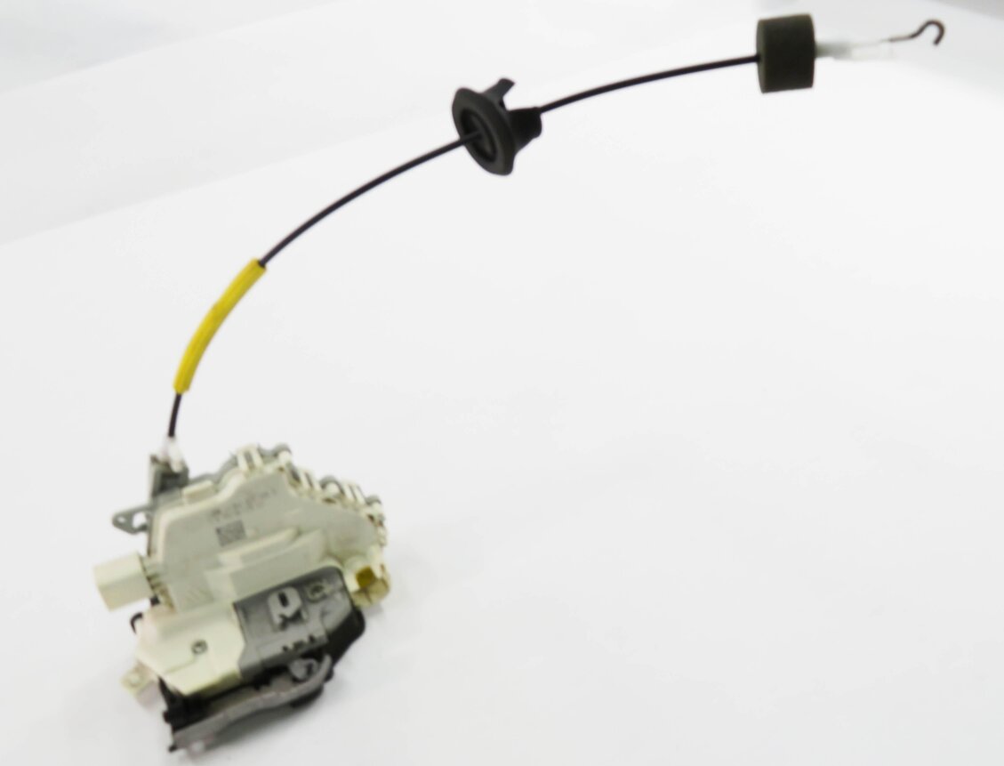 2010-2017 AUDI A4 A5 A6 A7 A8 Q3 Q5 Q7 S5 S6 S7 S8 TT - LEFT FRONT DOOR LATCH