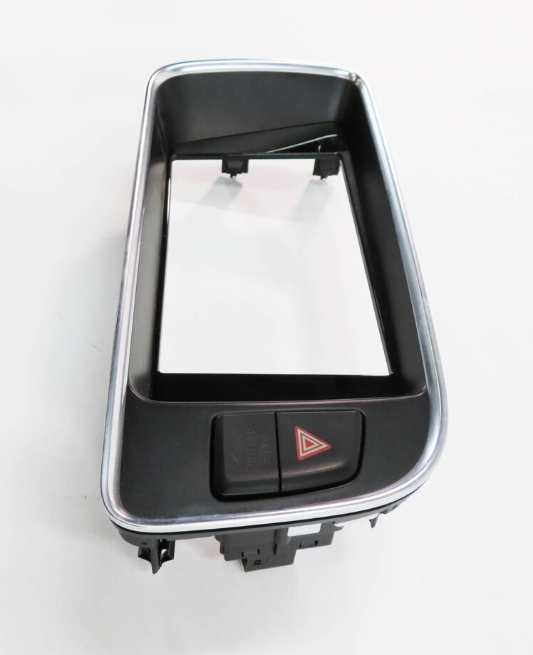 Thumbnail 3: 2015 AUDI SQ5 (B8 8R) GPS NAV NAVIGATION SCREEN TRIM PIECE w/ HAZARD SWITCH