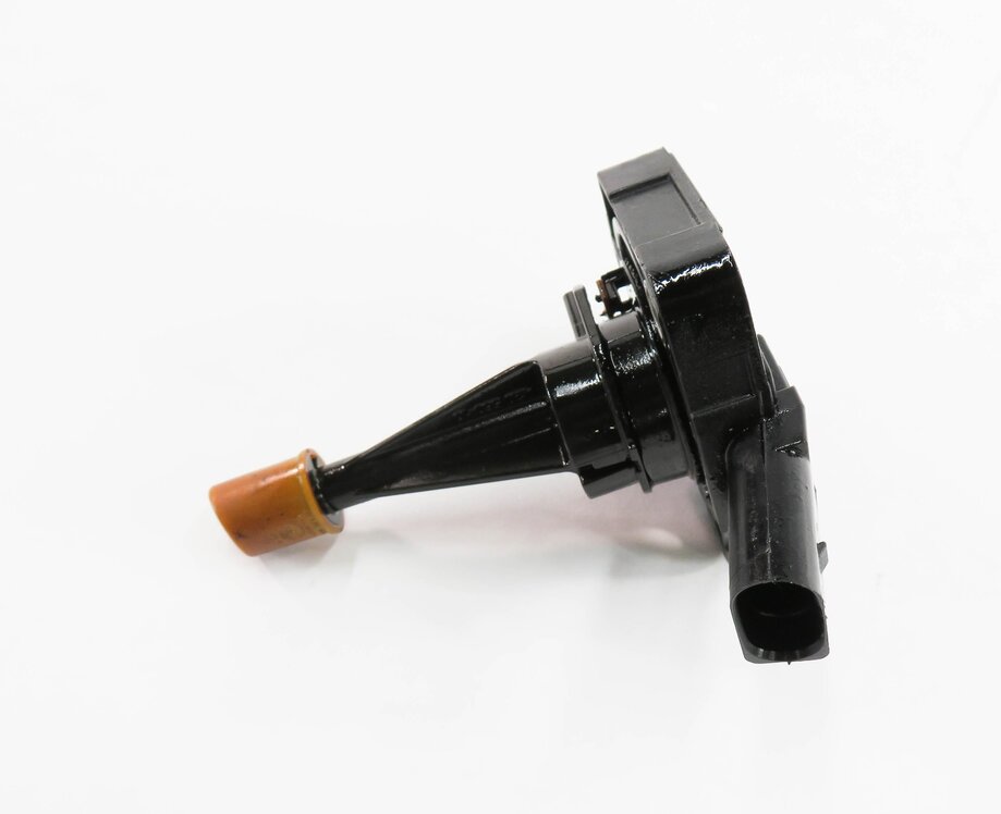 Thumbnail 2: 2015 AUDI SQ5 (B8 8R) 3.0L CTU SUPERCHARGED ENGINE - OIL LEVEL SENSOR SENDER