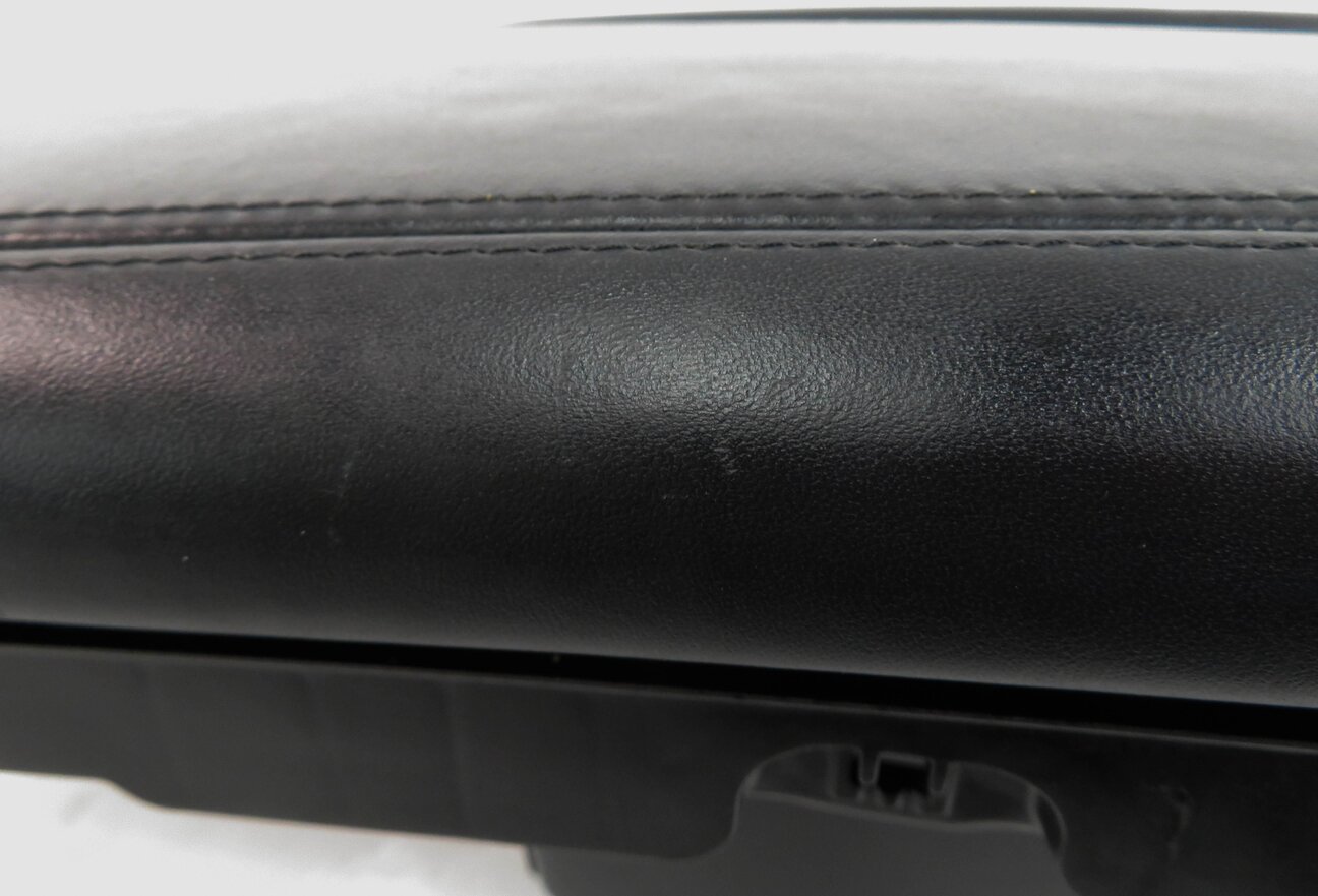 Thumbnail 12: 2012-2016 BMW 528i 535i 550i (F10) FRONT CENTER CONSOLE ARM REST LID (BLACK)