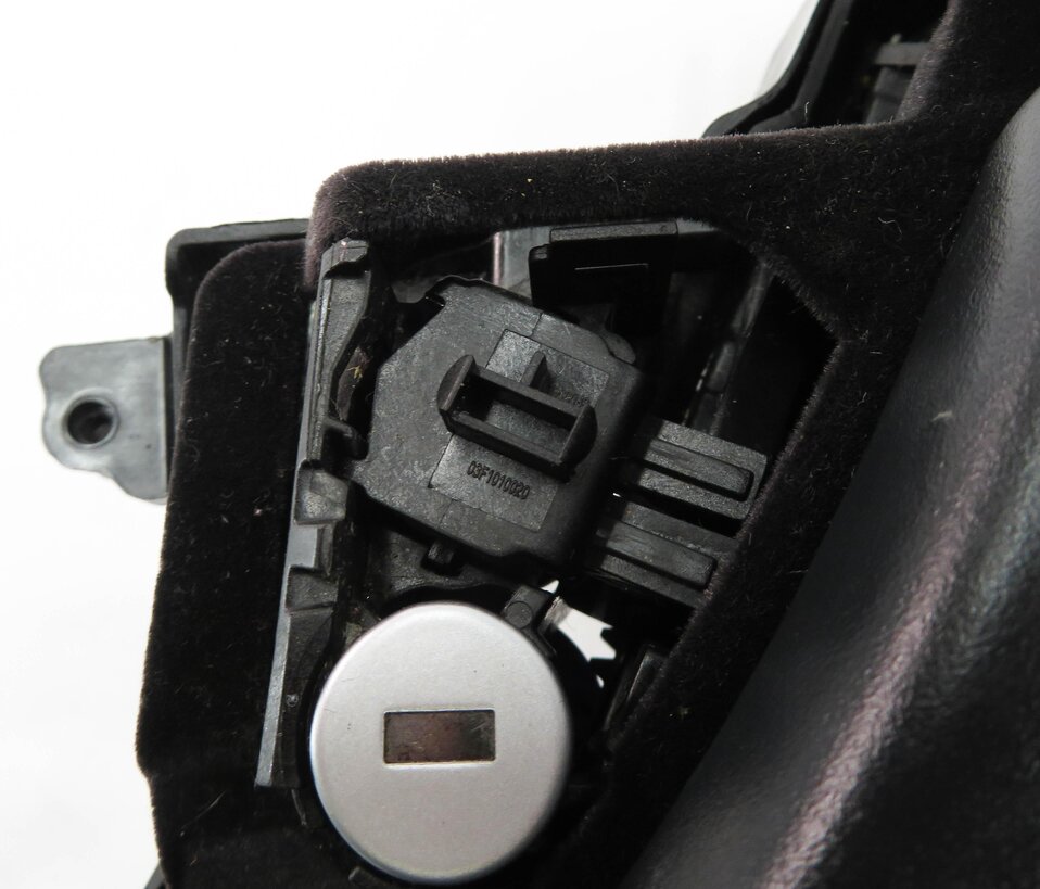 Thumbnail 9: 2012-2016 BMW 528i 535i 550i (F10) FRONT CENTER CONSOLE ARM REST LID (BLACK)