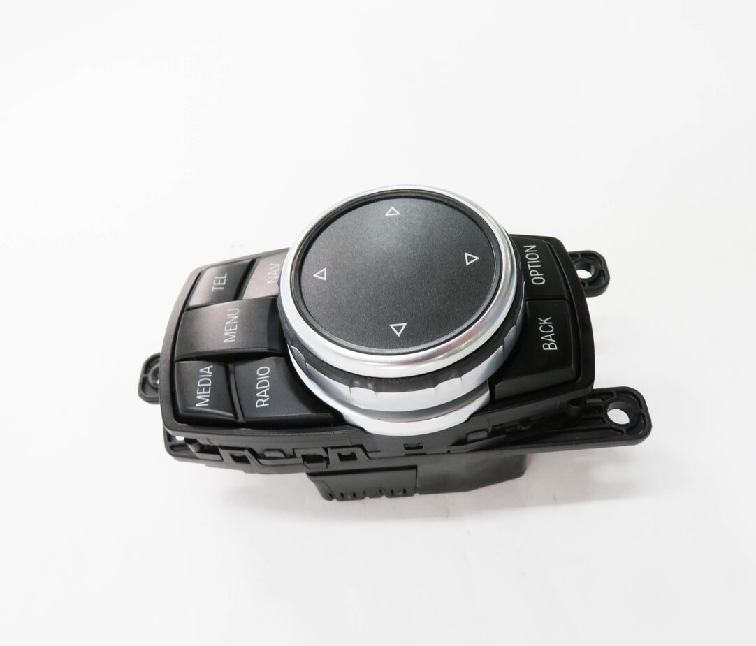 Thumbnail 4: 2015 BMW 535i (F10) RADIO STEREO MEDIA GPS NAVIGATION i-DRIVE SWITCH (4-PIN)