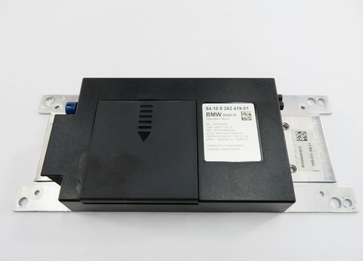 Thumbnail 2: 2015 BMW 535i (F10) BLUETOOTH TELEMATICS COMMUNICATION CONTROL MODULE