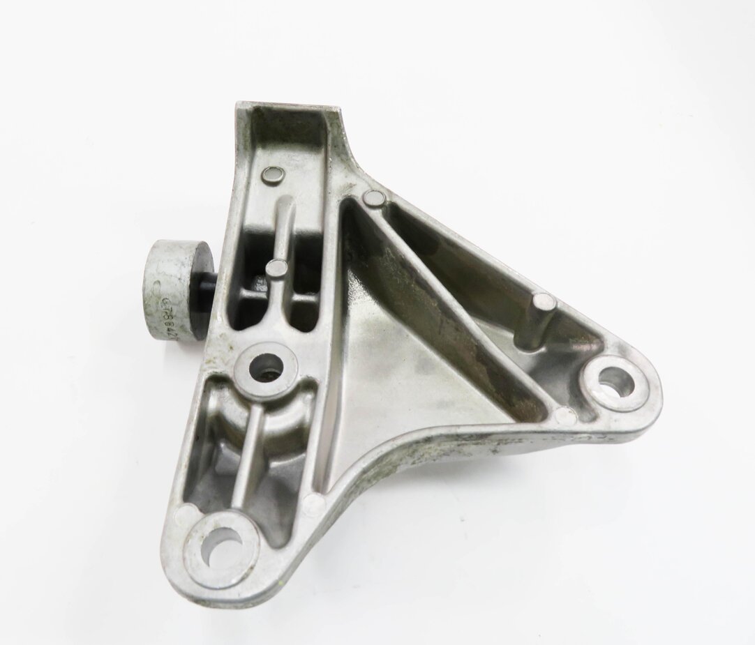 Thumbnail 6: 2015 BMW 535i (F10) 3.0L N55 TURBO - LEFT DRIVER ENGINE MOUNT BRACKET
