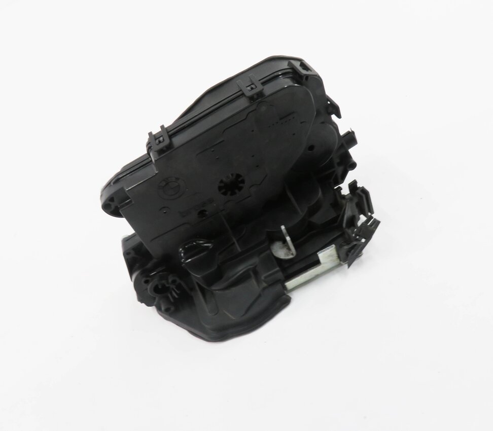 09-18 BMW 1/2/3/4/5/7/X1 X3 X4 (E87 E90 F01 F10) RIGHT FRONT DOOR LOCK LATCH