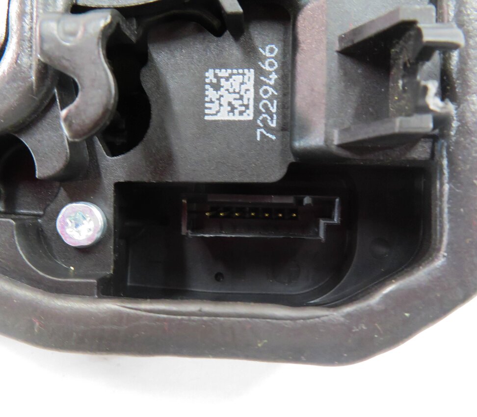 Thumbnail 6: 09-18 BMW 1/2/3/4/5/7/X1 X3 X4 (E87 E90 F01 F10) RIGHT FRONT DOOR LOCK LATCH