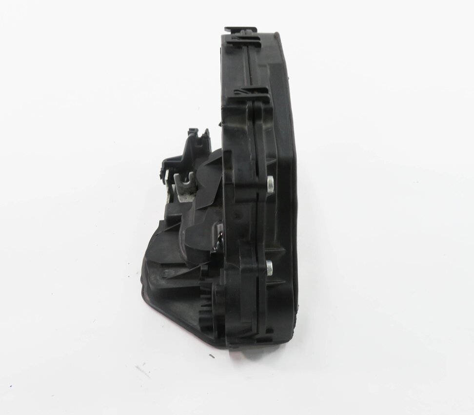 Thumbnail 4: 2010-2018 BMW E90 F30 F32 E60 F10 F01 F25 F26 E70 E71 - LEFT REAR DOOR LATCH