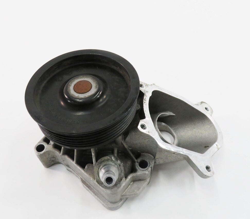 Thumbnail 2: 2009-2013 BMW 335D X5 (E90 E70) 3.0L M57Y DIESEL ENGINE COOLANT FLUID WATER PUMP