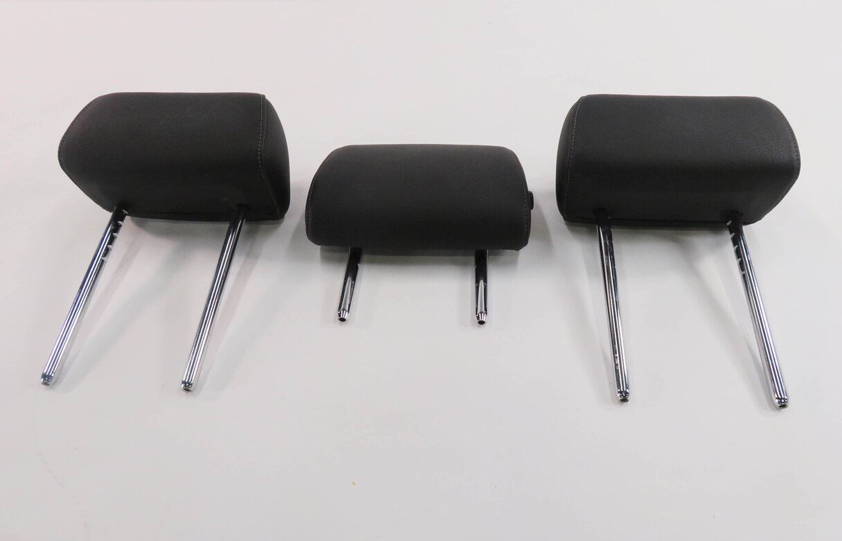 Thumbnail 2: 2011 BMW 335i (E90) REAR SEAT HEADREST SET-3 (BLACK LEATHER LCSW)