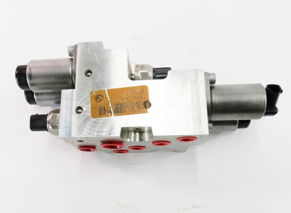 Thumbnail 6: 2007 BMW X5 (E70) 3.0L N52 ENGINE - DYNAMIC DRIVE HYDRAULIC VALVE BLOCK
